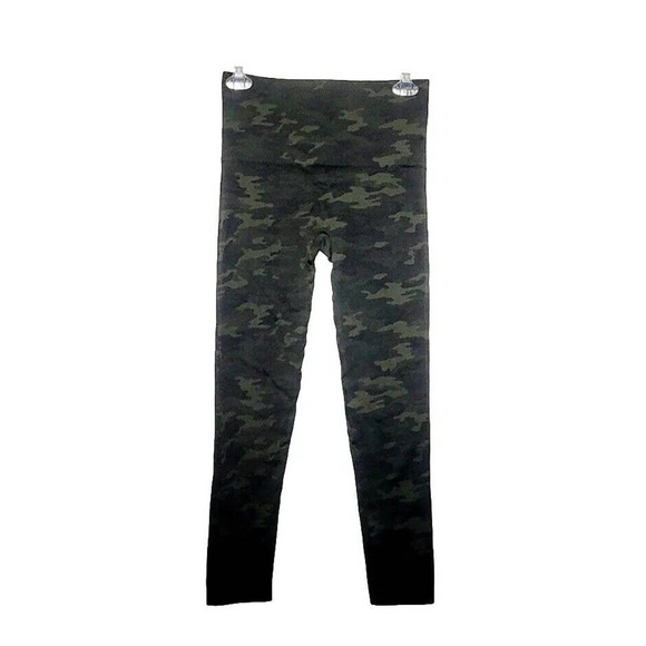 SPANX Look At Me Now High Rise Camouflage Leggings Womens Size M Seamless - Picture 1 of 7